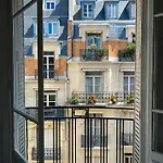 Cozy 17th Near Arc De Triomphe *