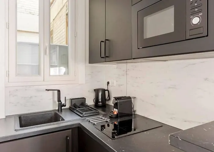 Cozy 17th Near Arc De Triomphe Apartamento París